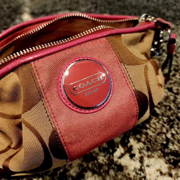 Vintage Coach Logo Purse - Picture 5 of 7